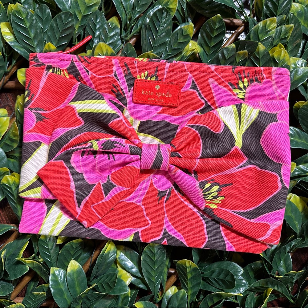 Kate Spade Pink Red Multicolor Flower Clutch Bag